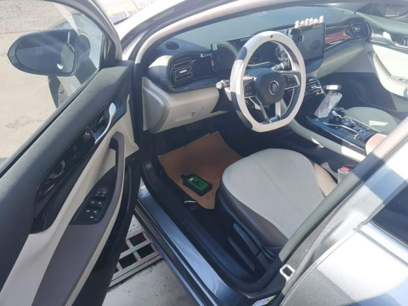 Used BYD Qin PLUS 2024 HONOR Edition DM-i 55KM Leading Model — 15