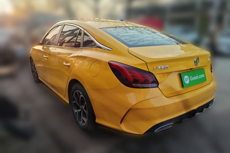 Used MG 5 2021 180 DVVT CVT Youth Luxury Edition
