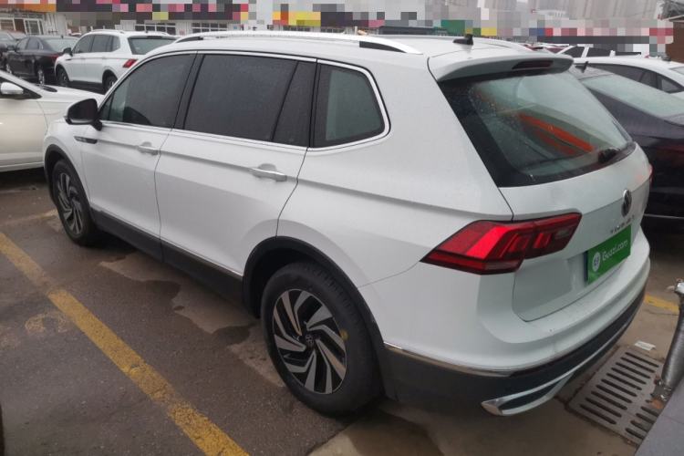 Used Volkswagen Tiguan L 2024 300TSI Automatic Two-Wheel Drive Smart Edition