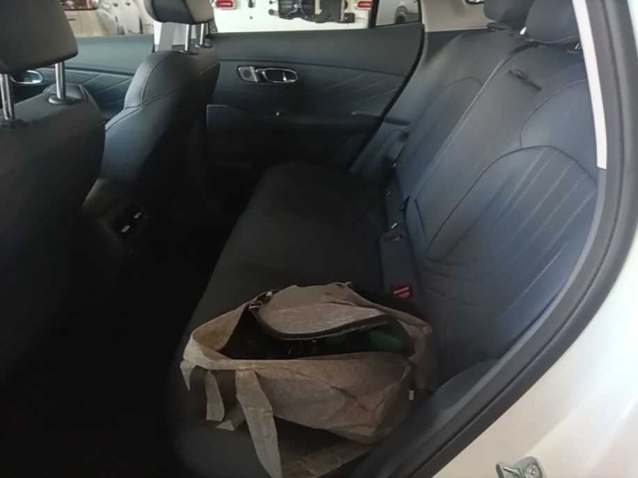 Geely Galaxy Xingjian 7 EM-i 2026 Model 135km Smart Navigation Version — снимка 20