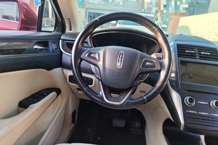 Used Lincoln MKC 2014 2.0T Four-Wheel Drive Prestige Edition Steering Wheel