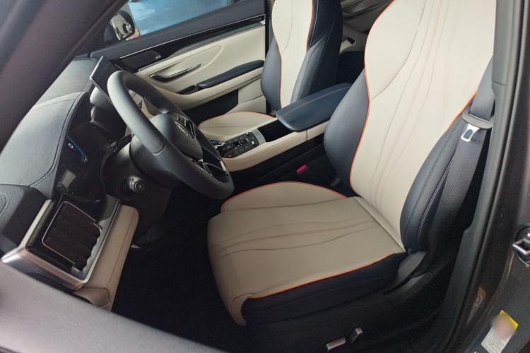 Used BYD Song PLUS New Energy 2021 DM-i 110KM Flagship Model
