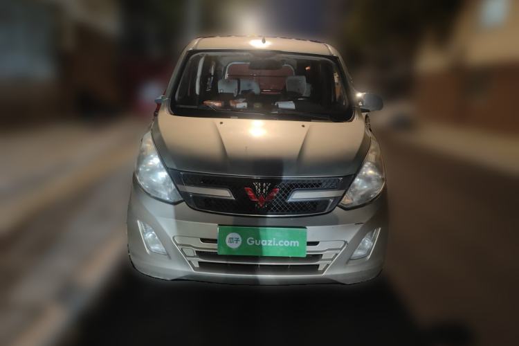 Used Wuling Rongguang V 2016 1.5L Standard Version
