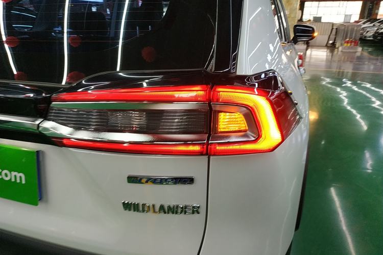 Used Toyota Wildlander 2023 2.0L CVT Two-Wheel Drive Leading Edition Right Rear Taillight