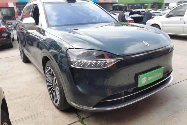 Used Hima AITO M9 2024 Range-Extended Ultra Version 42 kWh 6-Seater Model Front Right 45 Deg