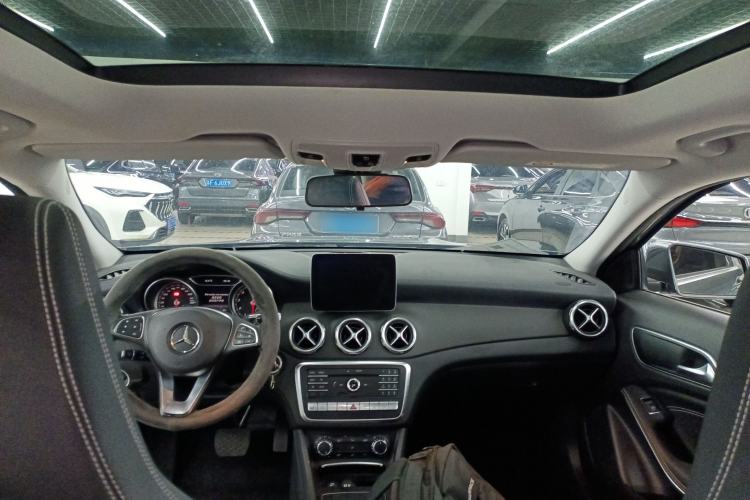 Used Mercedes-Benz GLA 2017 GLA 220 4MATIC Fashion Model