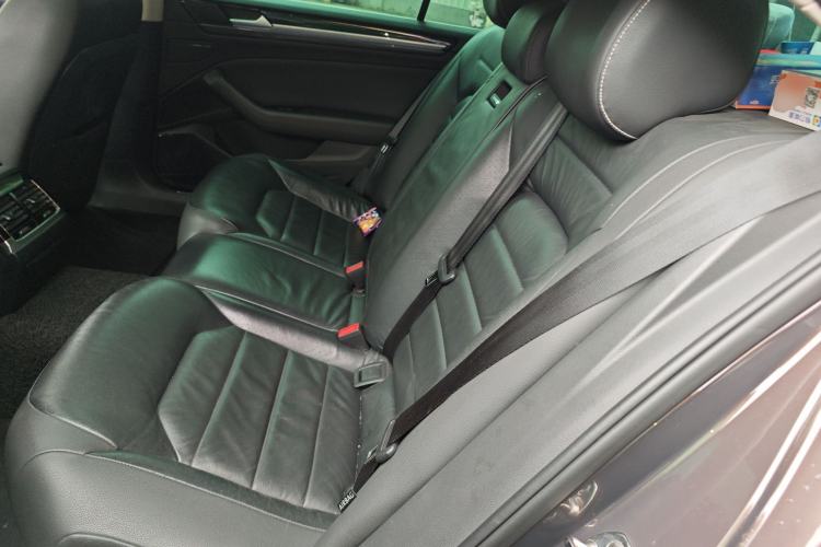 Used Volkswagen Phideon 2018 Revised Version 380TSI Two-Wheel Drive Business Edition