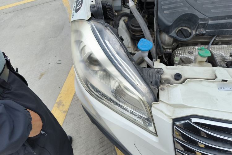 Used Suzuki S-Cross 2015 1.6L CVT Two-Wheel Drive Elite Version