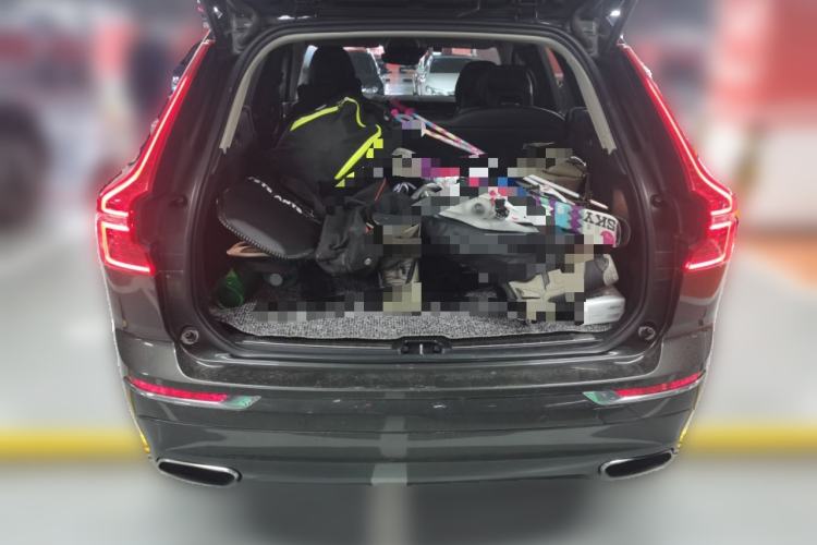 Used Volvo XC60 2018 T5 4x4 Zhiya Luxury Edition Trunk