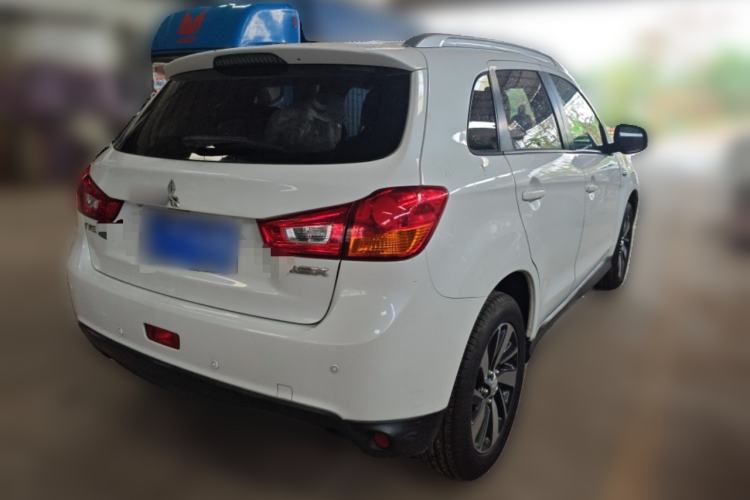 Used Mitsubishi ASX 2018 2.0L CVT Two-Wheel Drive Deluxe Edition Rear Right 45 Deg