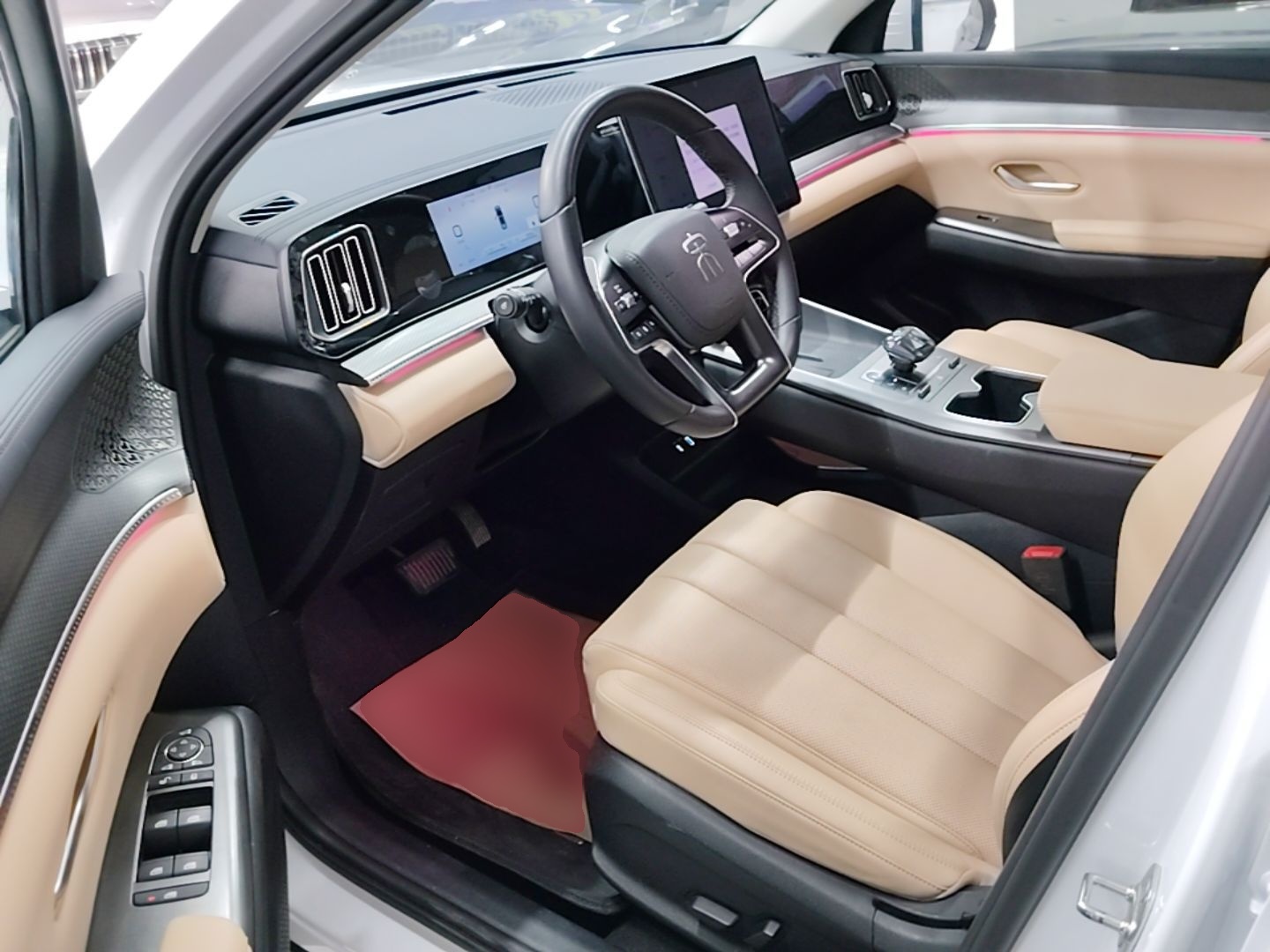 BYD Song Pro New Energy 2025 Second-Generation DM-i 115KM Excellence Version — снимка 18
