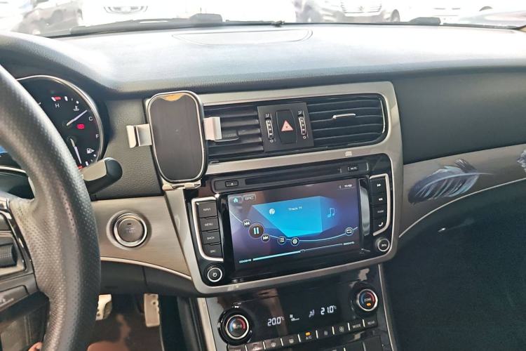 Used Haval H8 2017 2.0T Gasoline Two-Wheel Drive Enjoyment Version