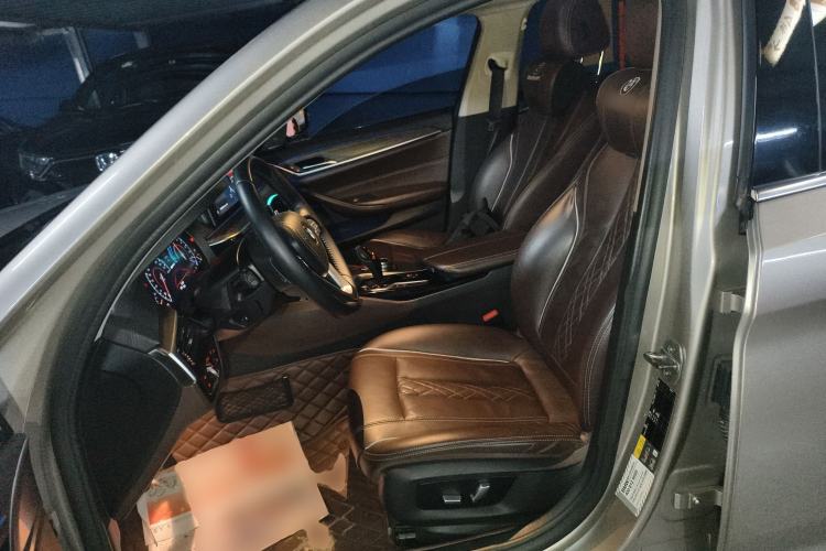 Used BMW 5 Series New Energy 2019 530Le Luxury Package
