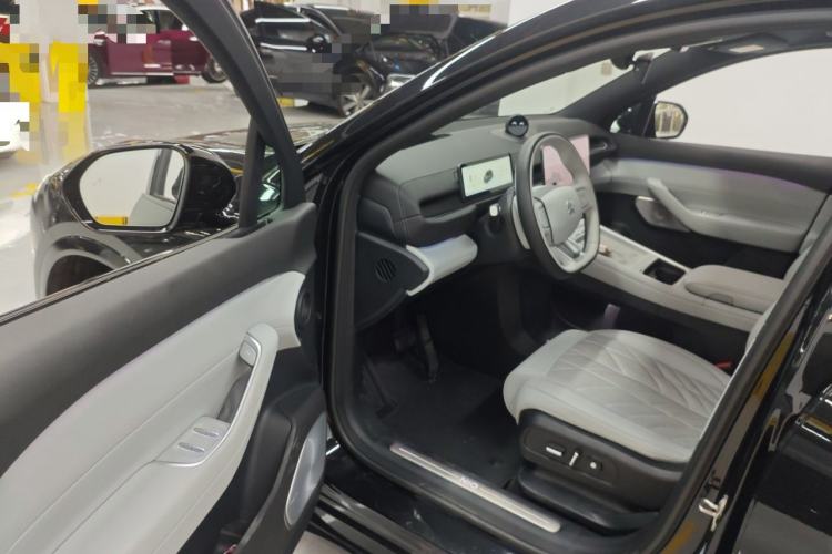 Used Nio ES6 2025 75 kWh Driver Seat