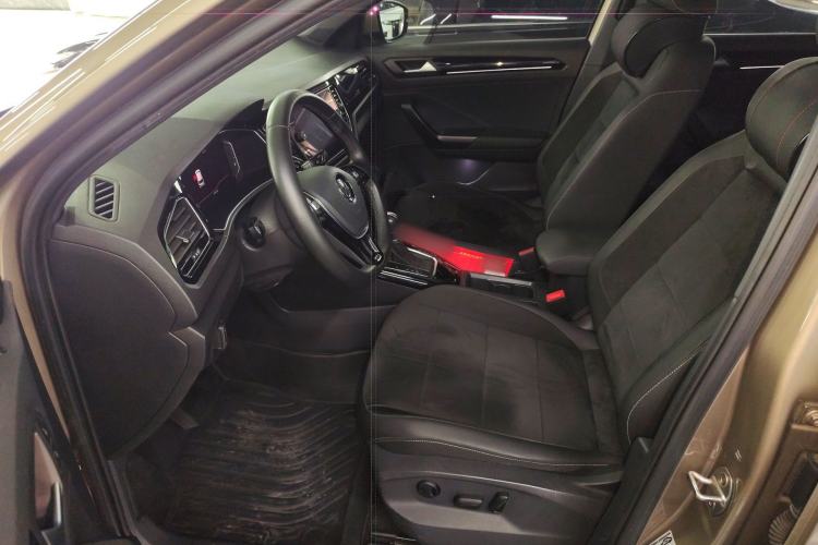 Used Volkswagen T-ROC 2018 280TSI DSG Two-Wheel Drive Luxury Version China VI Standard Left Front Seat