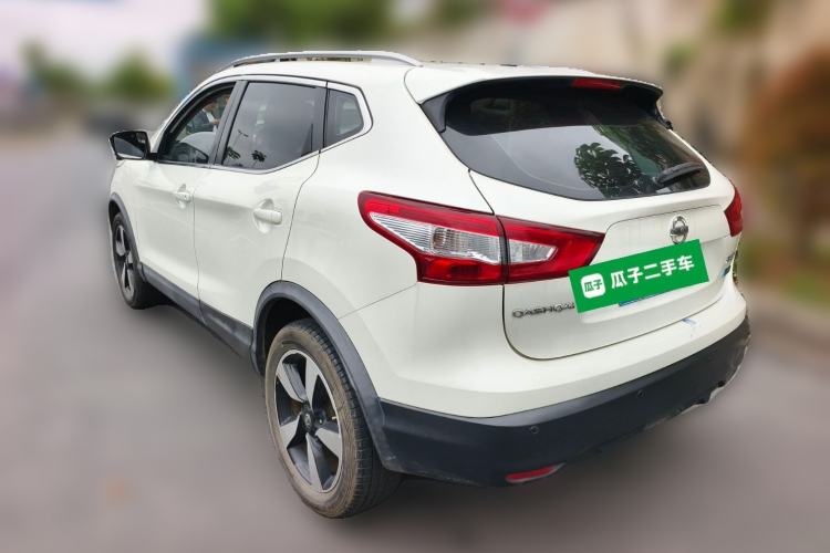Used Nissan Qashqai 2016 2.0L CVT Luxury Edition Rear Left 45 Deg
