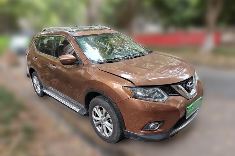 Used Nissan X-Trail 2014 2.0L CVT Comfort Edition 2WD Front Right 45 Deg