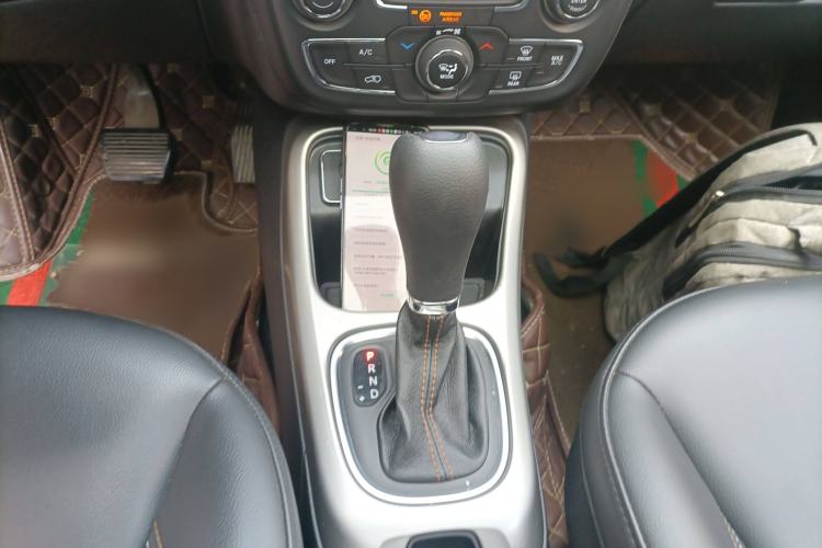 Used Jeep Compass 2020 220T Automatic Leading Edition