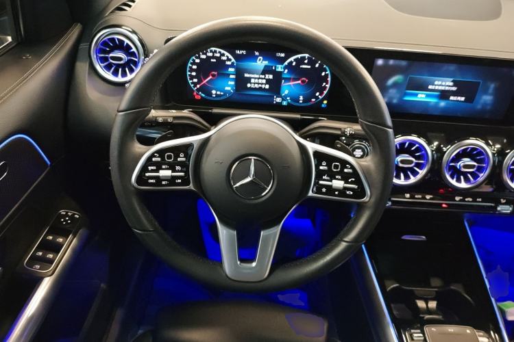 Used Mercedes-Benz GLA 2020 GLA 200 4MATIC Steering Wheel