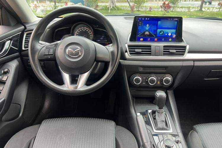 Used Mazda Mazda 3 Axela 2016 Sedan 1.5L Automatic Comfort Model