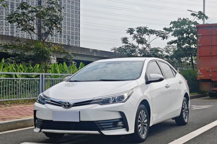 Used Toyota Corolla 2017 Revised Version 1.2T S-CVT GL Guazi used car, China used car export, Used car for sale, Used cars, Cheapest cars for sale