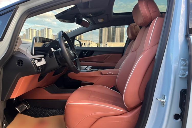 Used Cadillac OPTIQ 2024 Four-Wheel Drive Long-Range Version
