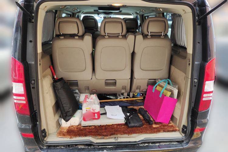 Used Mercedes-Benz Viano 2013 3.0L Navigator Edition