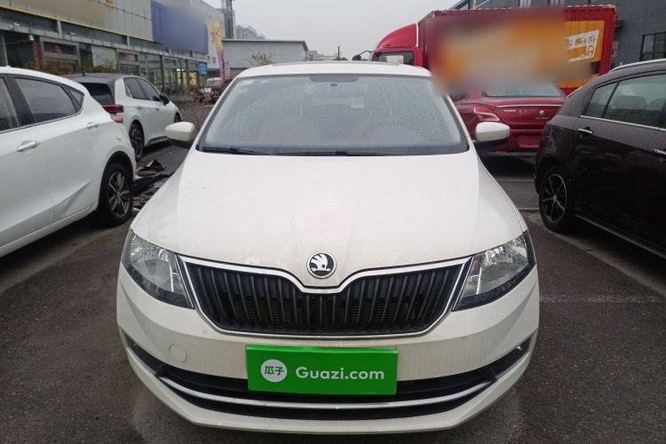 Used Skoda Rapid Spaceback 2018 1.6L Automatic Comfort Edition
