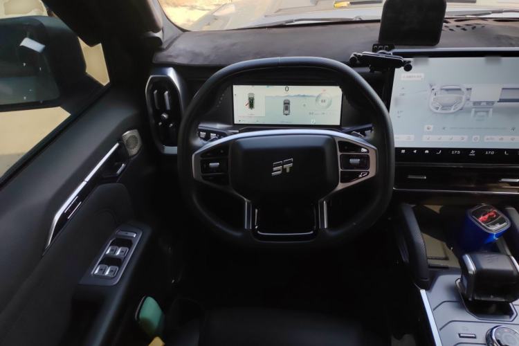 Used JETOUR Traveler 2023 2.0T All-Wheel Drive CrossPRO+