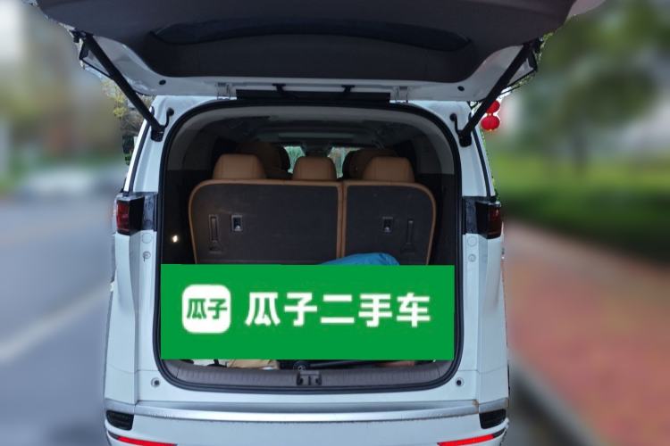 Used Denza D9 2022 DM-i 970 Four-Wheel Drive Prestige Model
