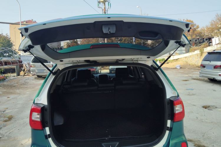 Used Kia Sorento 2013 2.4L 5-Seater Gasoline Comfort Version China IV Standard
