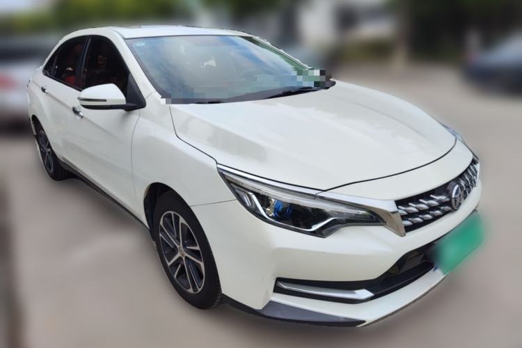 Used Venucia D60 2018 1.6L CVT Smart Connect Elite Edition