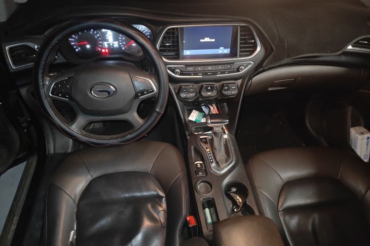 Used GAC Trumpchi GS4 2016 235T G-DCT Luxury Edition Center Console