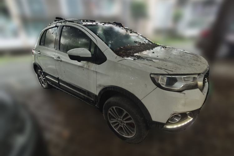 Used Haval H1 2016 Revised Version Blue Badge 1.5L AMT Luxury Edition Front Right 45 Deg