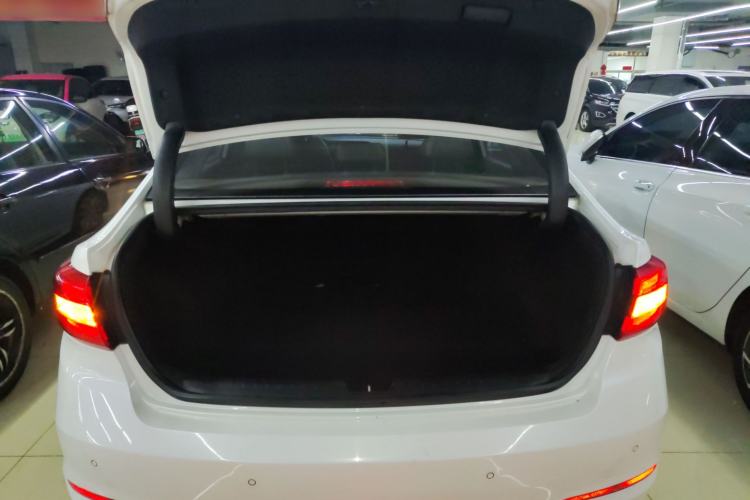 Used Hyundai Sonata 2015 1.6T GLS Smart Model Trunk