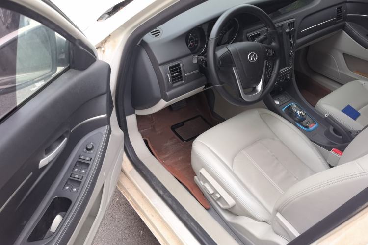 Used BAIC New Energy EU 2016 EU260 Enjoy Edition
