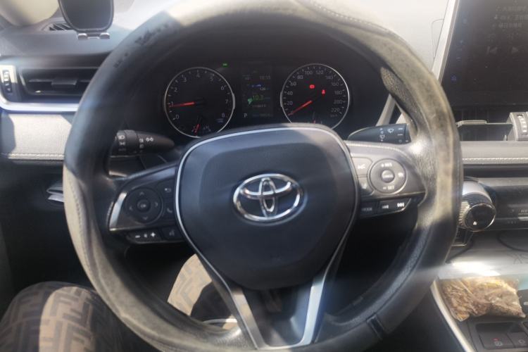 Used Toyota Wildlander 2020 2.0L CVT 4x4 Luxury Edition Steering Wheel