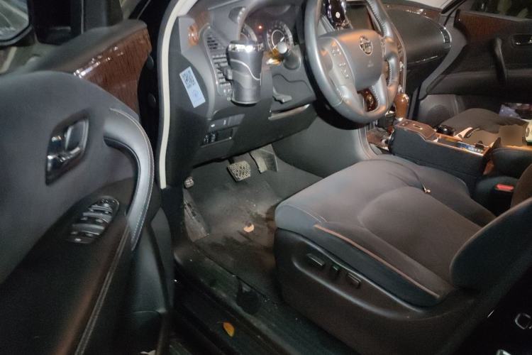 Used Nissan Patrol  Driver Seat