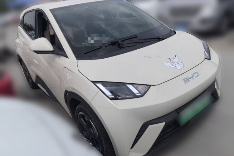 Used BYD Seagull 2024 Honor Edition 305km Freedom Version Front Right 45 Deg