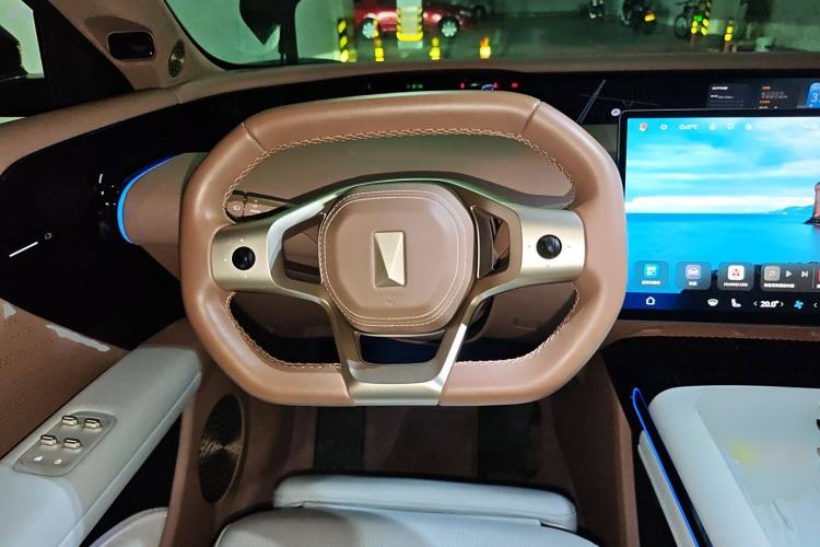 Used Avatr 07 2024 Max Pure Electric Edition Steering Wheel