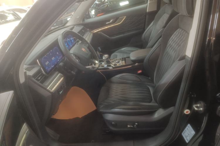 Used Hongqi HS5 2022 Facelifted Version 2.0T Smart Connect Flagship All-Wheel-Drive Edition