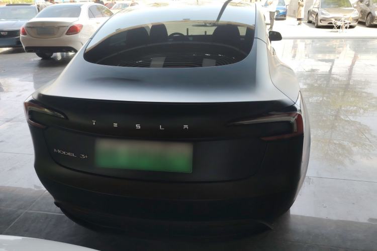 Used Tesla Model 3 2023 Long-Range All-Wheel-Drive Version