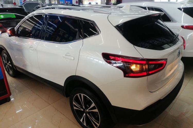 Used Nissan Qashqai 2021 2.0L CVT Luxury Edition Rear Left 45 Deg