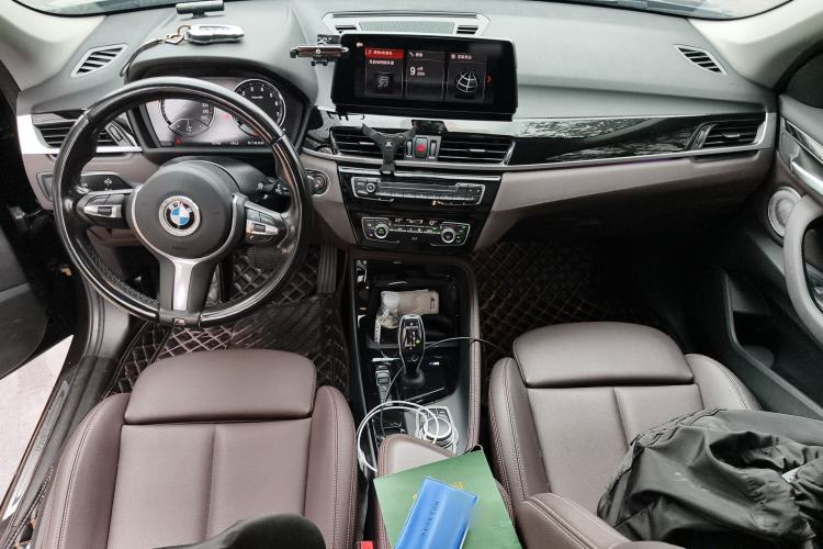 Used BMW X1 2021 sDrive20Li Premium Edition Center Console