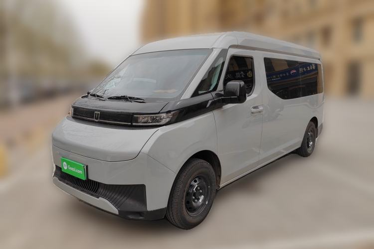 Used Farizon Super VAN 2025 Yucheng Action-Pak, Mid-Axle Mid-Roof 68kWh ZhiXin, 7-seater