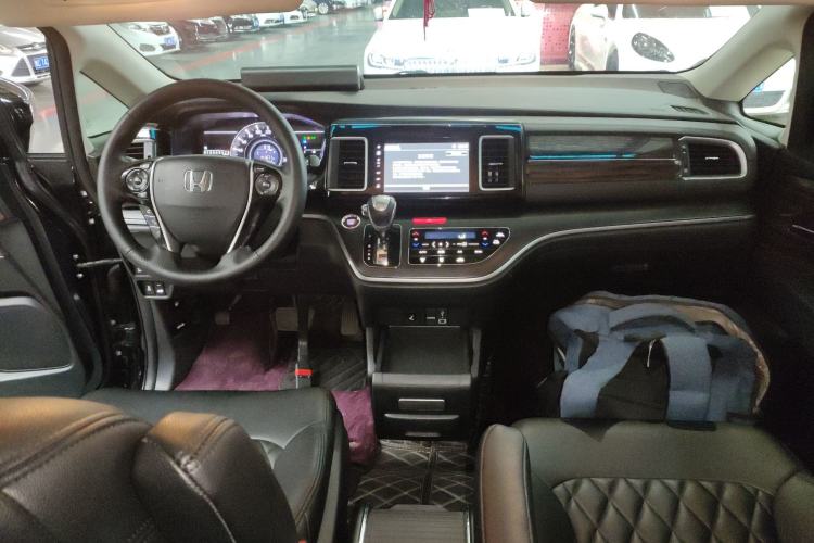 Used Honda Elysion 2016 2.4L Comfort Edition
