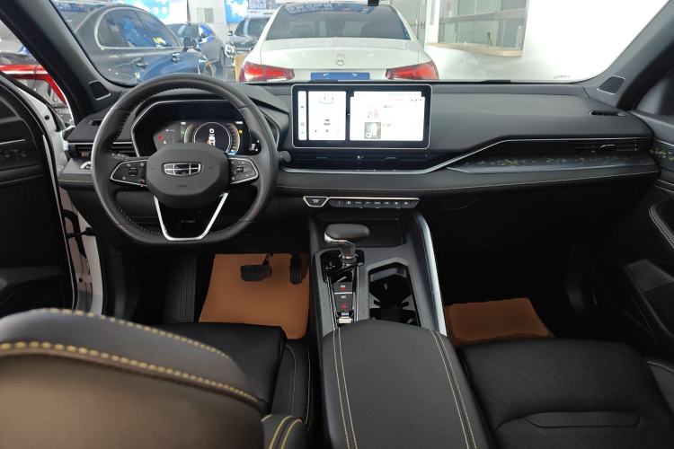 Used Geely Auto Preface 2023 1.5TD Fuyao Version Center Console