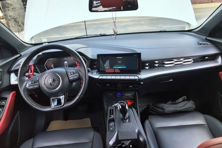 Used MG 5 2021 300TGI DCT Elegant Luxury Edition
