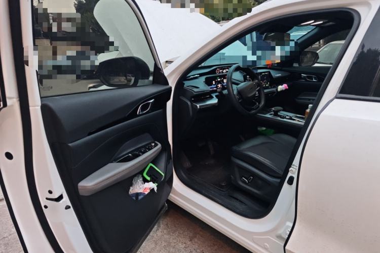 Used CHANGAN OSHAN Z6 2023 Blue Whale 1.5T DCT Luxury Model