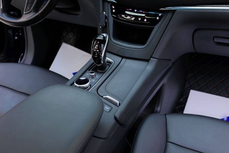 Used Cadillac XT5 2021 2.0T Four-Wheel Drive Premium Edition Gear Lever